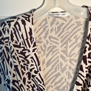 Vintage Diane Von Furstenberg short sleeve wrap dress chocolate/white size 8